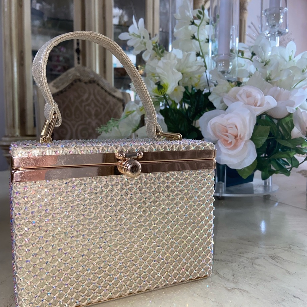 Elegant Silver Handbag